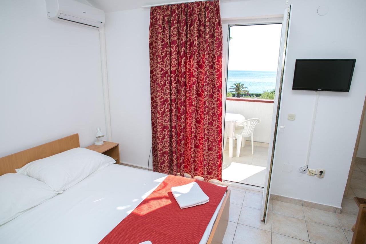 נובליה Apartments Ostrea - Mimoza מראה חיצוני תמונה