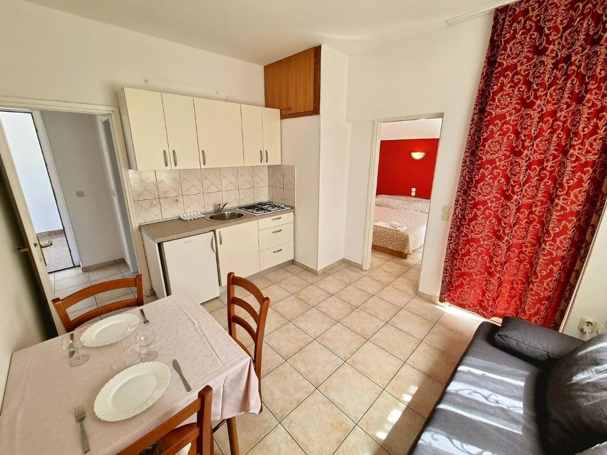 נובליה Apartments Ostrea - Mimoza מראה חיצוני תמונה